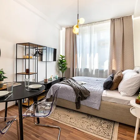 Appartement Days - - New Town *